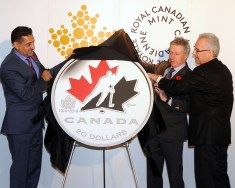 Royal Canadian Mint shoots and scores with Hockey Canada silver collector coin