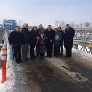 ﻿Chief, Ministers, Residents Celebrate Bridge Opening