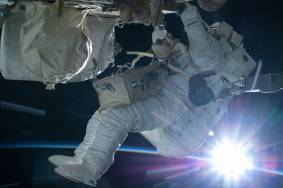 Record Number of Americans Apply to #BeAnAstronaut at NASA