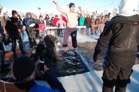 Freeze’em for a Reason: 2016 Polar Plunge in Calgary this Sunday