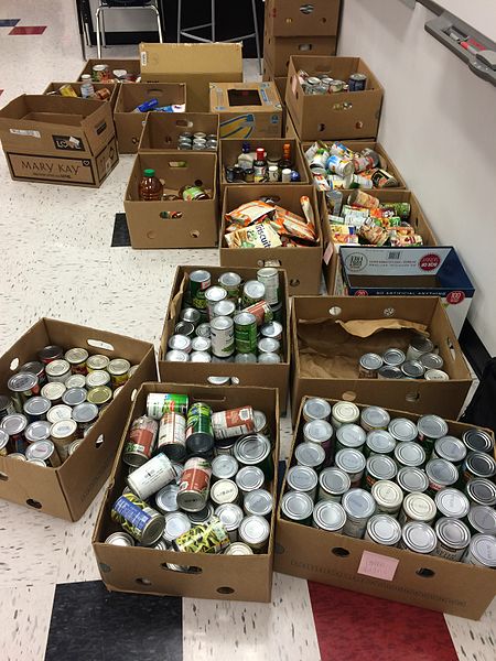 Diamond Valley Fire Department Food Drive
