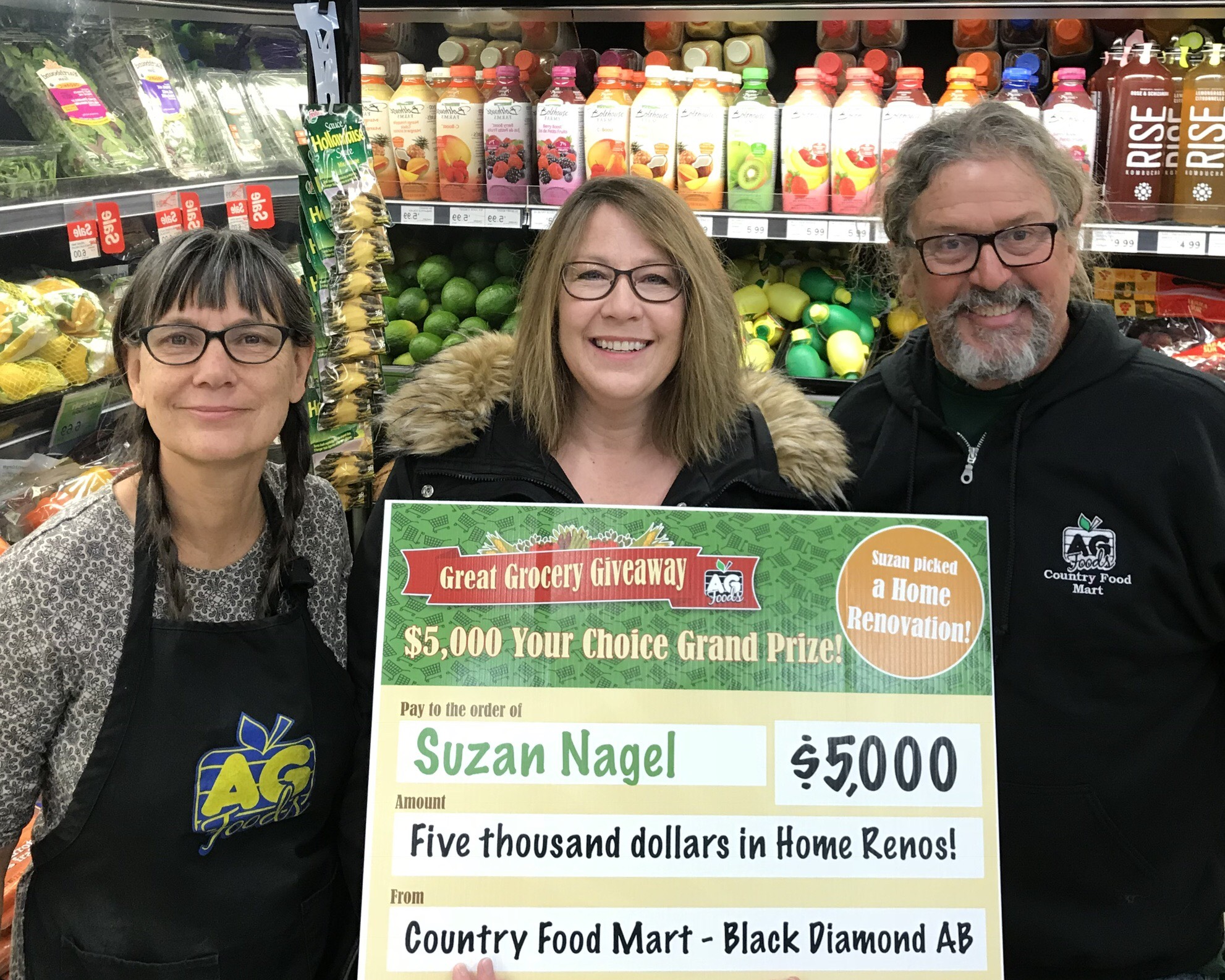 Locals Cash in at Country Food Mart – AG Foods Great Grocery Giveaway