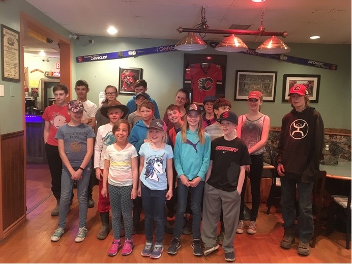 Millarville-Stockland 4-H Beef Club News: Cleaning Up