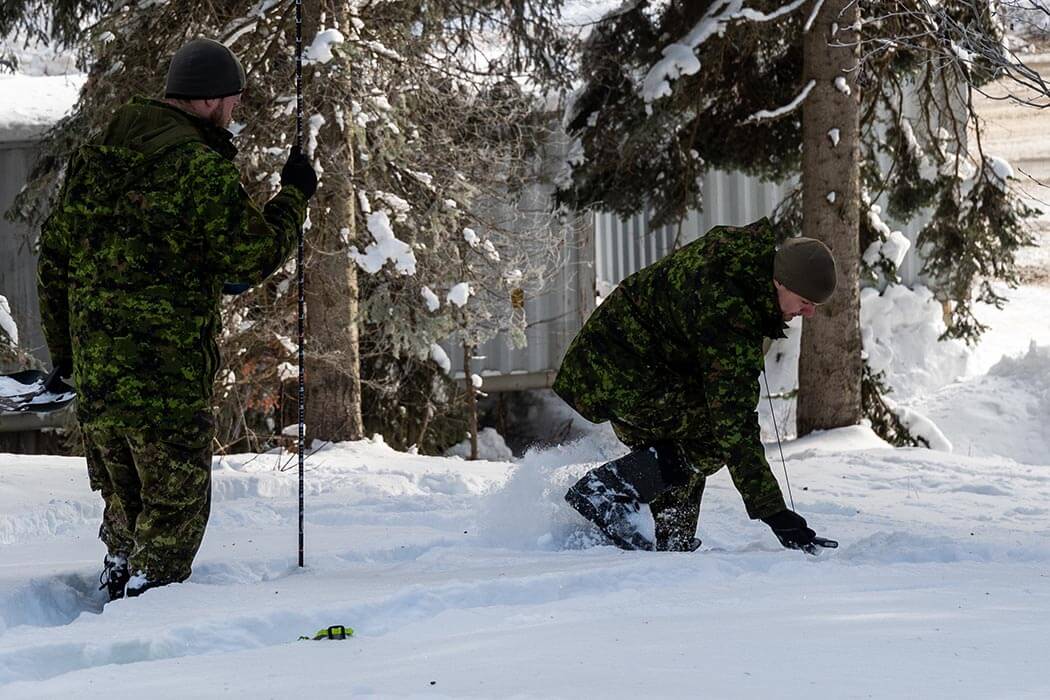 Mountain Operators Teach Gunners to Manage Avalanches in British Columbia