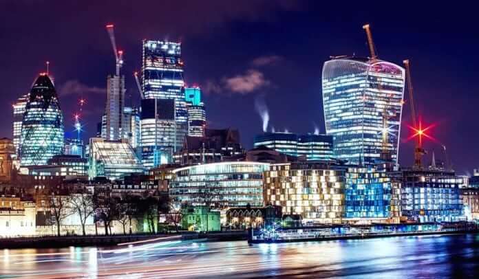 The Negative Effects of Artificial Light on Wildlife