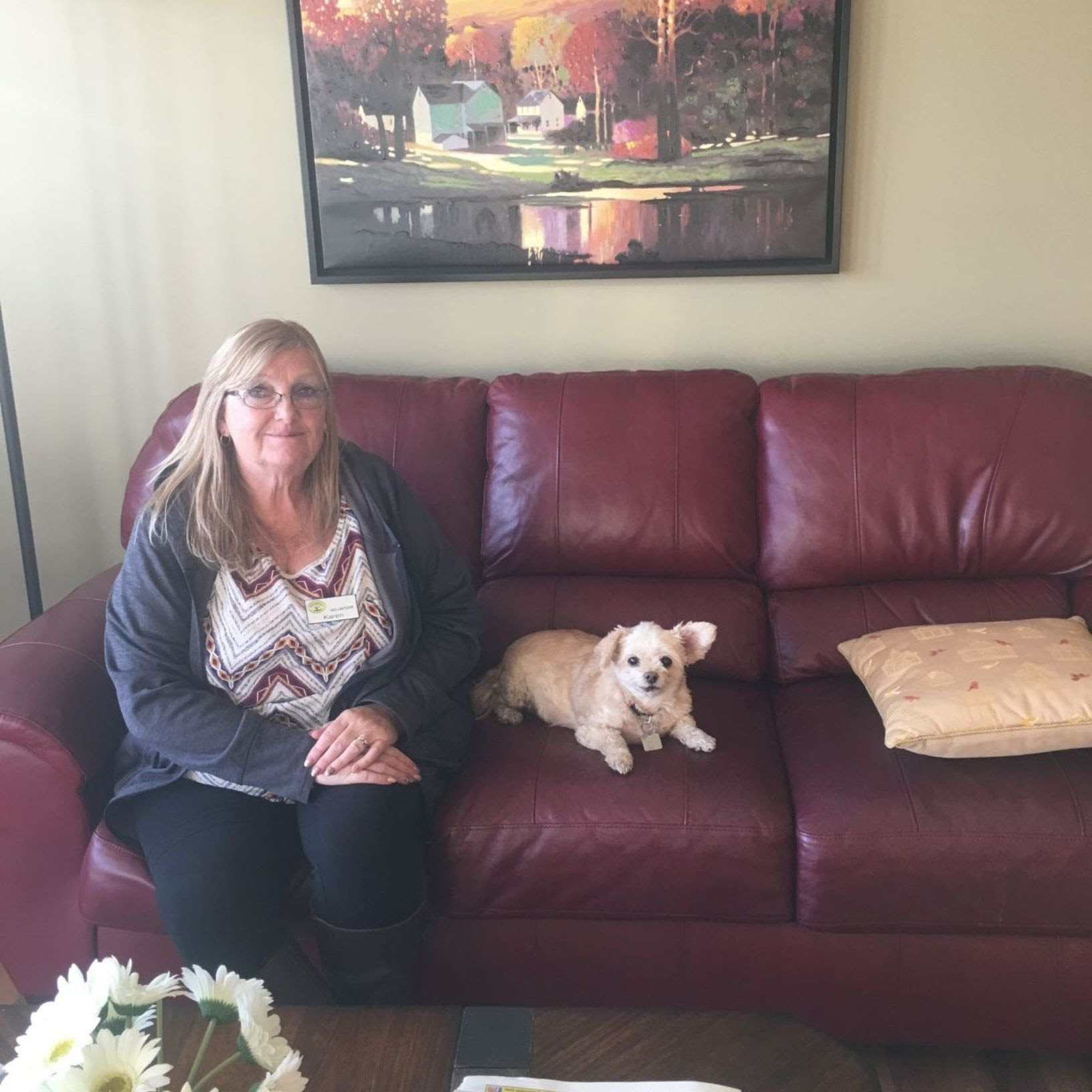 Foothills Country Hospice Introduces Special Volunteer