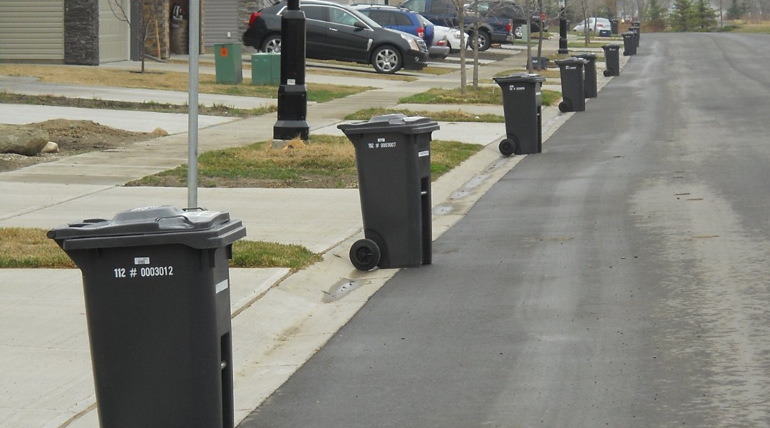 Okotoks Leads Garbage Collection Pilot with Black Diamond and Turner Valley